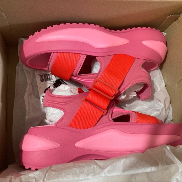 BNIB Adidas Mehana pink platform sandals size 7 - Picture 2 of 3
